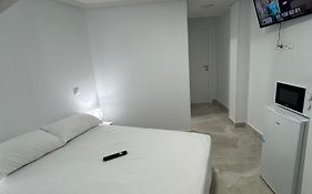 Habitaciones Doble Con Bano Privado En El Centro De Madrid